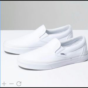NWT Vans classic slip on sneaker white - size 7.5